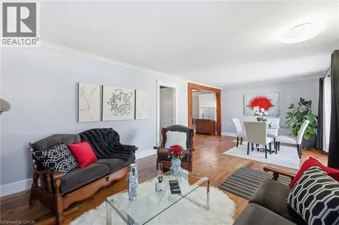 31 Hunter Street Dundas ON L9H 1E5