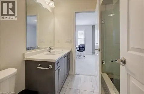 588 Beckview Crescent Kitchener ON N2R 0R4