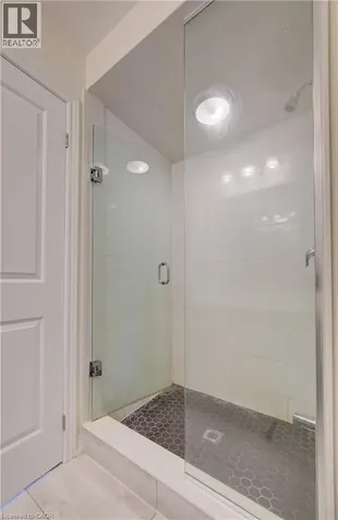 588 Beckview Crescent Kitchener ON N2R 0R4