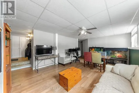 60 Lepage Drive Penetanguishene ON L9M 1R5