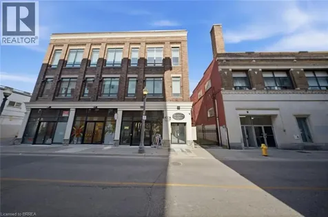 11 Queen Street Brantford ON N3T 3B1