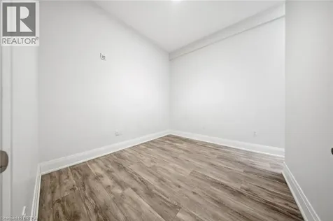 11 Queen Street Brantford ON N3T 3B1