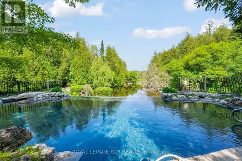15 River Bluff Path Guelph/eramosa ON N0B 2K0