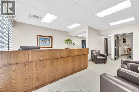 5161 Tecumseh Road East Windsor ON N8T 1C3