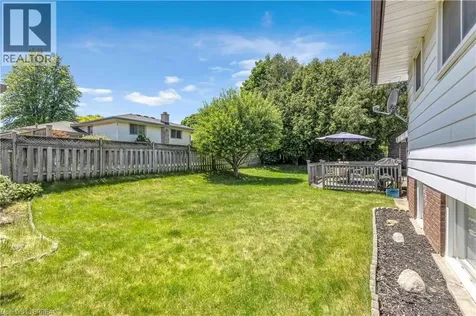 19 Pippin Drive Brantford ON N3R 5V8