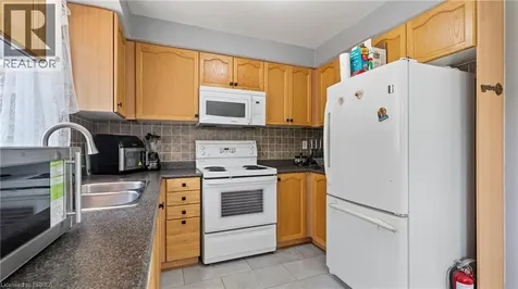 124 Osborn Avenue Brantford ON N3T 6S1