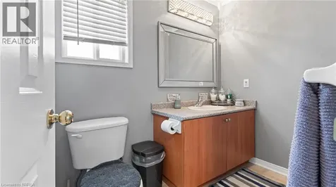 124 Osborn Avenue Brantford ON N3T 6S1