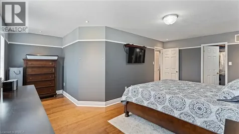124 Osborn Avenue Brantford ON N3T 6S1