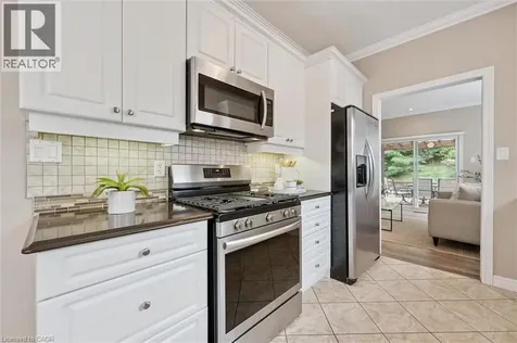 819 Creekside Drive Waterloo ON N2V 2S6
