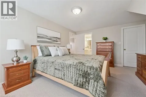 819 Creekside Drive Waterloo ON N2V 2S6