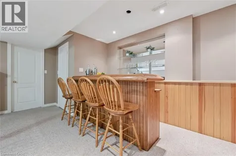 819 Creekside Drive Waterloo ON N2V 2S6