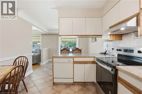 18 Pleasant Avenue Stoney Creek ON L8G 2L2