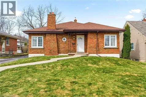 192 Ewen Road Hamilton ON L8S 3C9