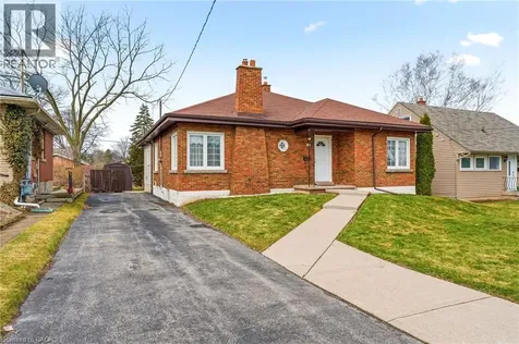 192 Ewen Road Hamilton ON L8S 3C9