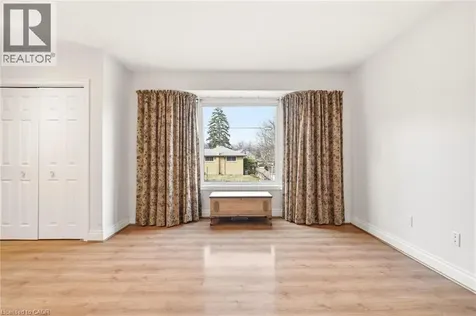 192 Ewen Road Hamilton ON L8S 3C9