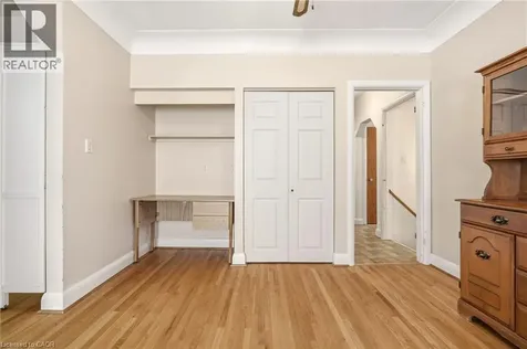 192 Ewen Road Hamilton ON L8S 3C9