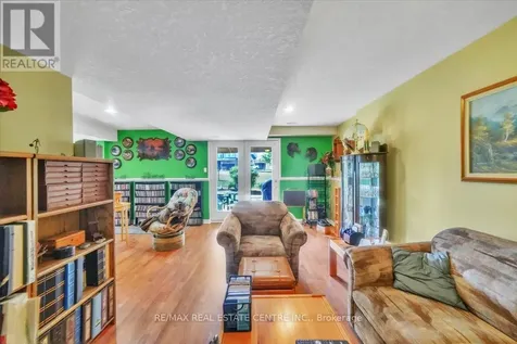 35 Cameron Court Orangeville ON L9W 5G8