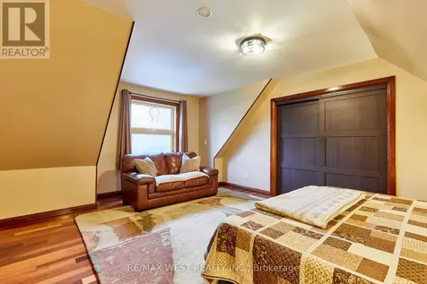 9 Sumac Court Clarington ON L0B 1B0