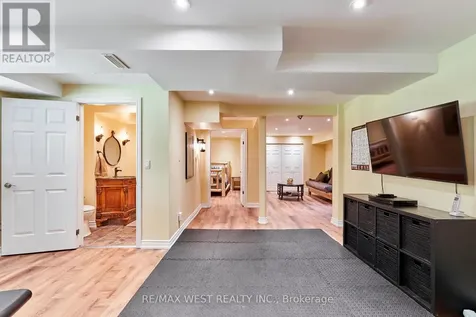 9 Sumac Court Clarington ON L0B 1B0