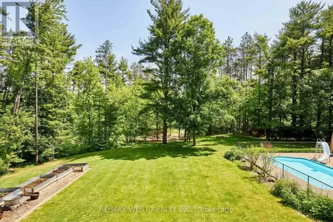 9 Sumac Court Clarington ON L0B 1B0