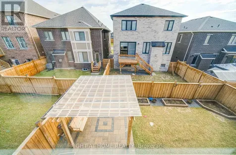 3007 Hollyberry Trail Pickering ON L1X 0N5