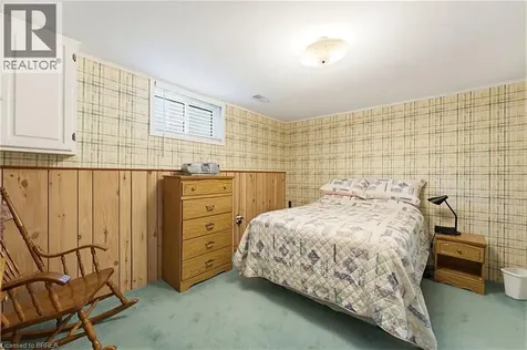 28 Ridgewood Drive Brantford ON N3R 1A3