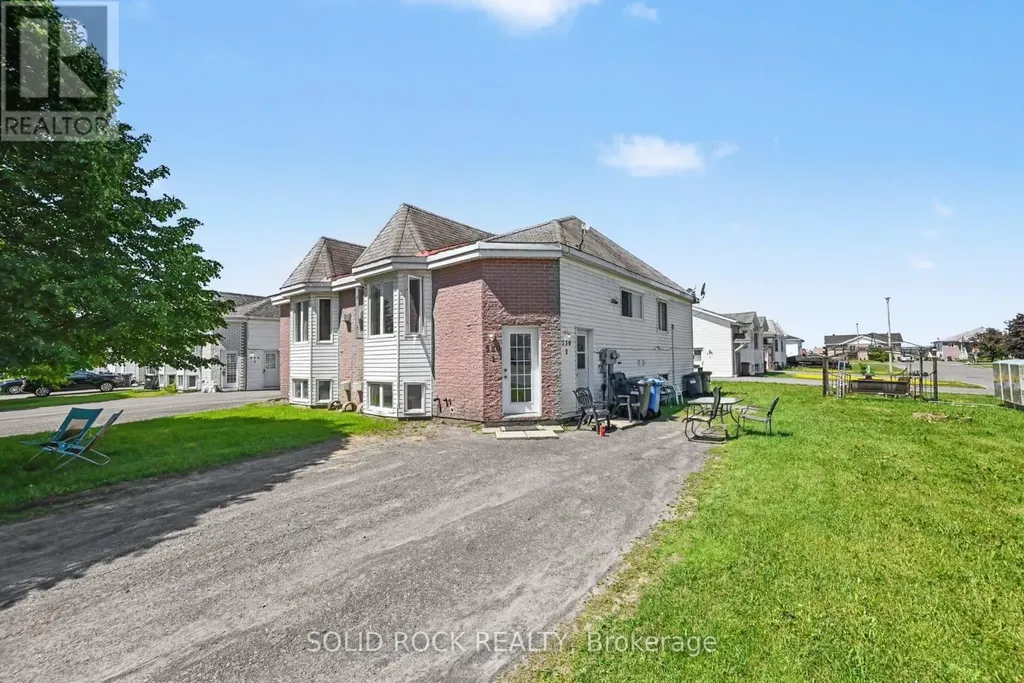530 Mario Street Hawkesbury ON K6A 3V4