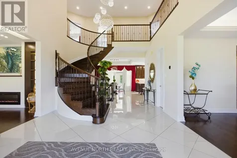699 Ballycastle Crescent Ottawa ON K1X 0A4