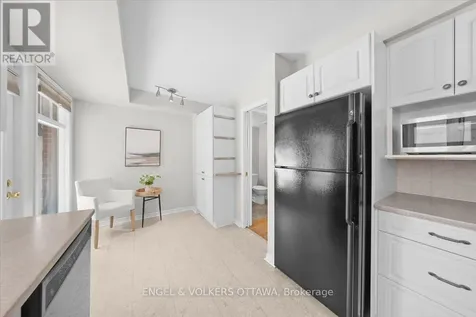 72 Greenfield Avenue Ottawa ON K1S 0X7
