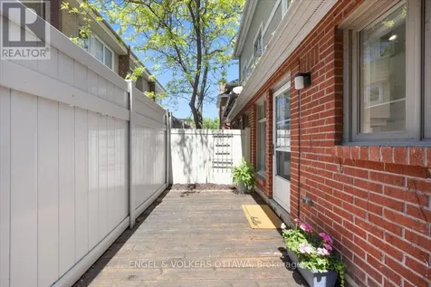 72 Greenfield Avenue Ottawa ON K1S 0X7