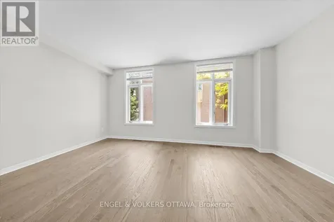 72 Greenfield Avenue Ottawa ON K1S 0X7