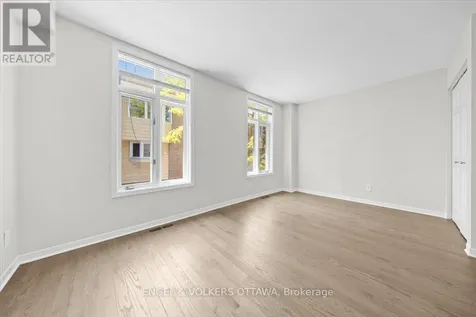 72 Greenfield Avenue Ottawa ON K1S 0X7