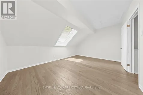 72 Greenfield Avenue Ottawa ON K1S 0X7