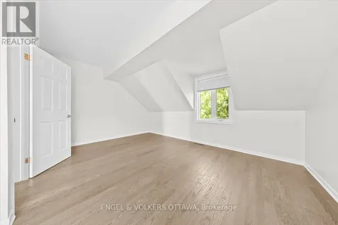 72 Greenfield Avenue Ottawa ON K1S 0X7