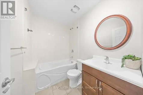 72 Greenfield Avenue Ottawa ON K1S 0X7