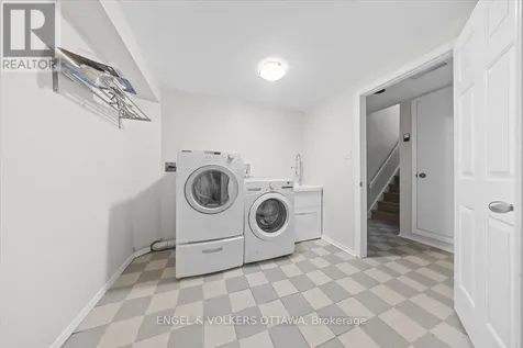 72 Greenfield Avenue Ottawa ON K1S 0X7