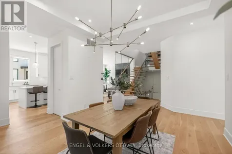 102 Granton Avenue Ottawa ON K2G 1X5