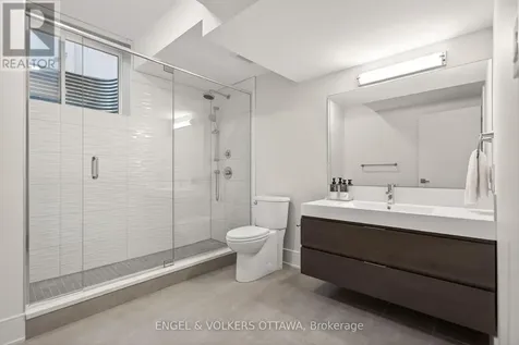 102 Granton Avenue Ottawa ON K2G 1X5