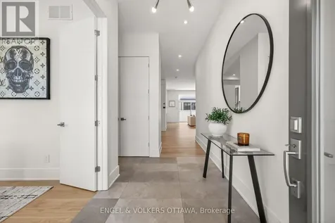 102 Granton Avenue Ottawa ON K2G 1X5