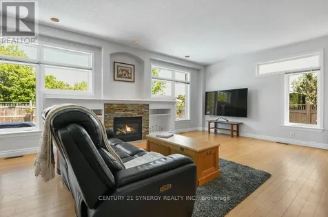 37 Windfield Crescent Ottawa ON K2M 2B7