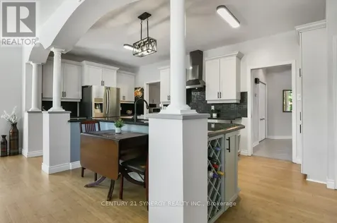37 Windfield Crescent Ottawa ON K2M 2B7