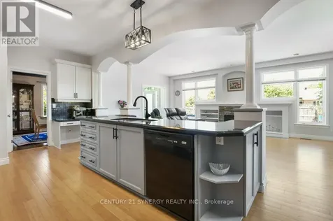 37 Windfield Crescent Ottawa ON K2M 2B7