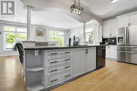 37 Windfield Crescent Ottawa ON K2M 2B7