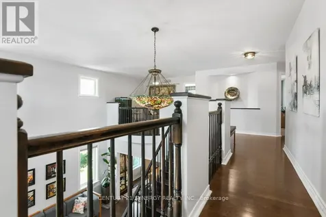 37 Windfield Crescent Ottawa ON K2M 2B7