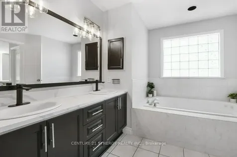 37 Windfield Crescent Ottawa ON K2M 2B7