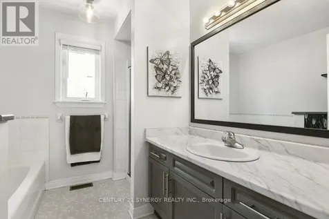 37 Windfield Crescent Ottawa ON K2M 2B7