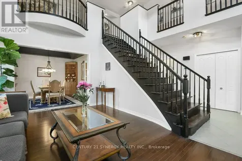 37 Windfield Crescent Ottawa ON K2M 2B7