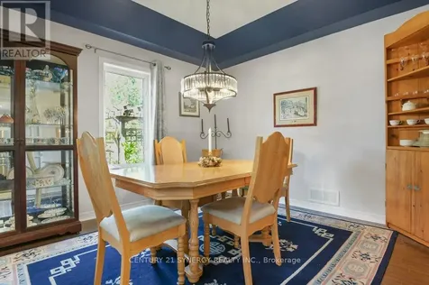 37 Windfield Crescent Ottawa ON K2M 2B7