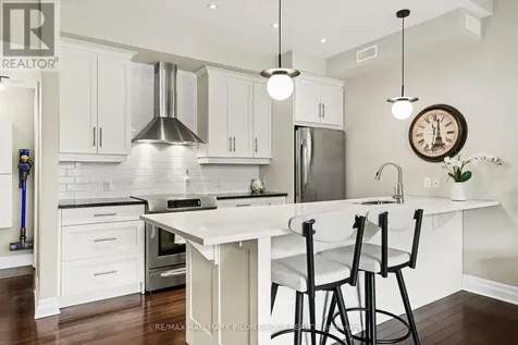 44 Meach Private Ottawa ON K2S 0T8