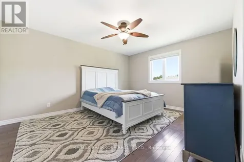 74 Oak Avenue Petawawa ON K8H 0B5